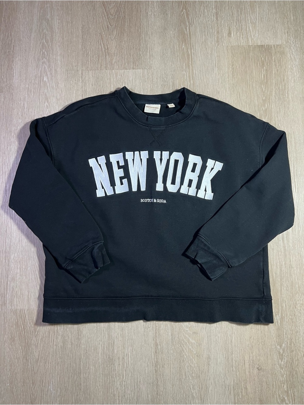 Scotch & Soda New York Black Crewneck Sweater